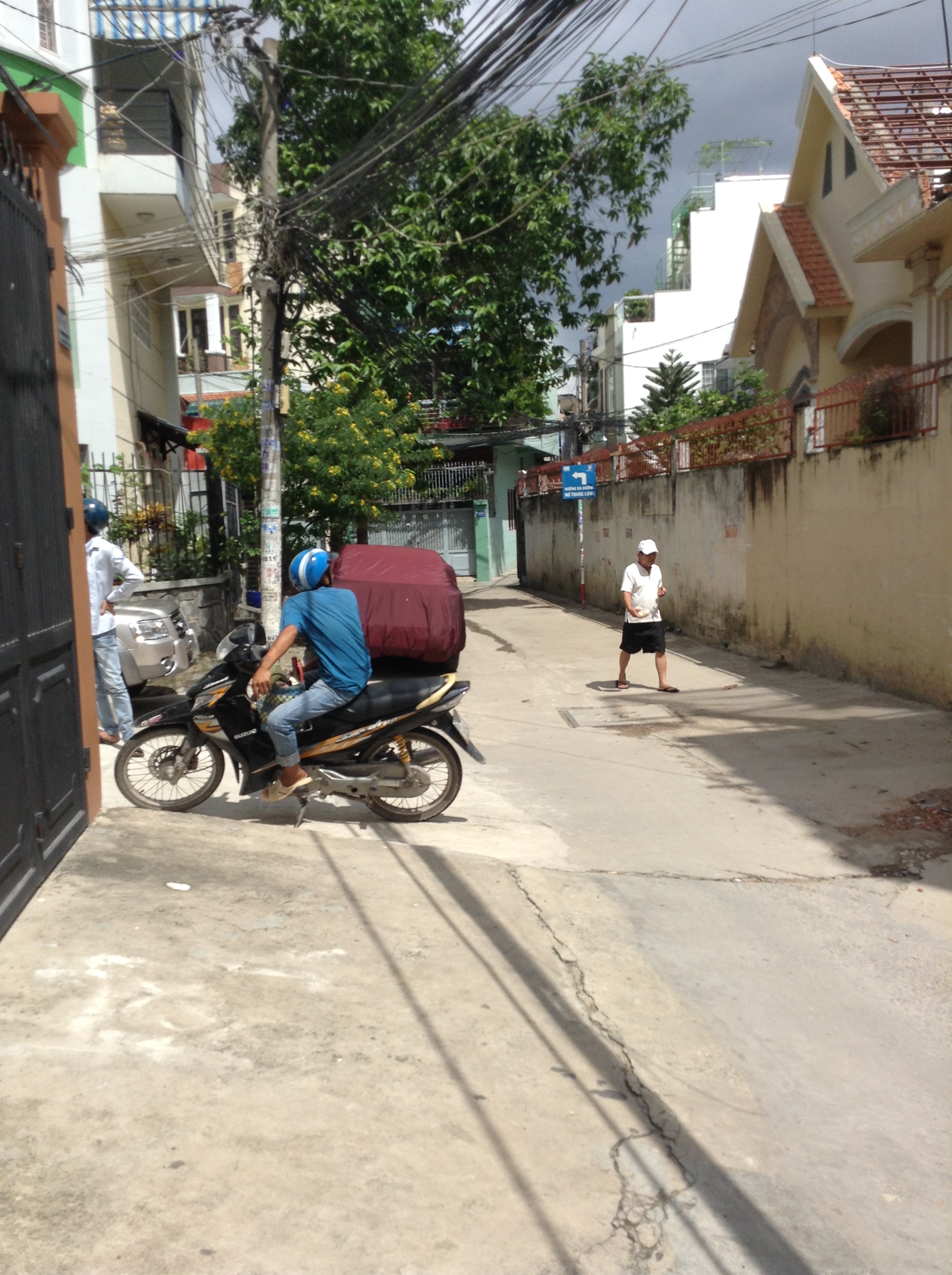 Bán Đất hẻm xe tải đường Phan Văn Trị, P11. Bình Thạnh Dt 3.8x14 chỉ 2.1 tỷ