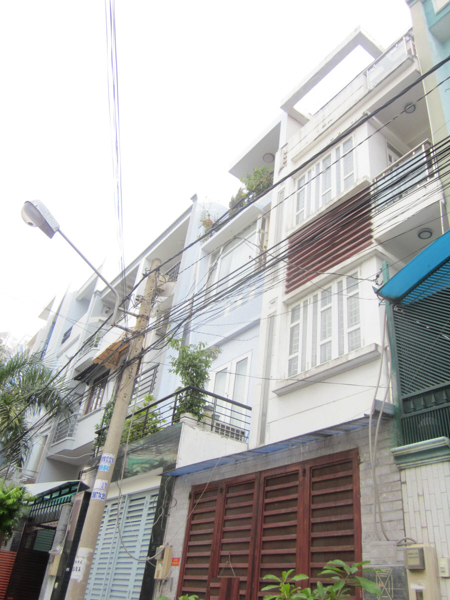 Cho thuê nhà nguyễn hữu cảnh phường 22 bình thạnh 3 lầu giá 26 triệu/ tháng