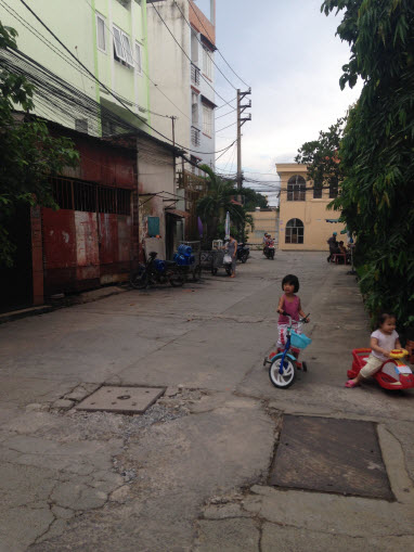 Bán nhà hẻm xe hơi 7m đường nội bộ khu cán bộ thủy lợi đường Nguyễn Xí, P13, Bình Thạnh.