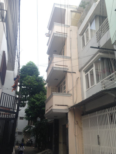 Bán nhà hẻm xe hơi 4.5m đường Bùi Đình Túy, Diện tích 4.5x16 đúc 1 trệt, 3 lầu, sân thượng