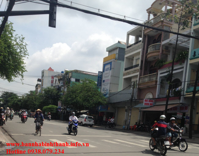 Bán nhà mặt tiền đường D2, quận Bình Thạnh, nhà đẹp, đang cho thuê 35tr-tháng