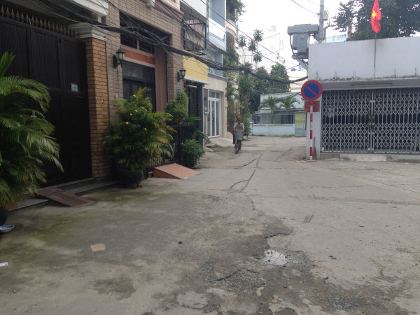 Bán nhà cấp 4 tiện xây mới hẻm xe hơi 7 chỗ quay đầu đường Phan Chu Trinh, P24, Bình Thạnh, Dt 4.05x18.