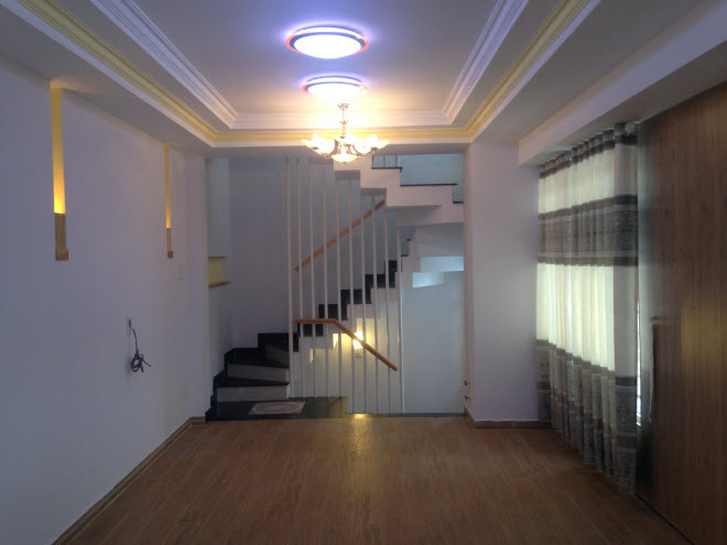 Bán nhà mới hẻm xe hơi 6m đường Nơ Trang Long, Bình Thạnh, Dt 3.5x10 đúc 1 trệt, 4 lầu.