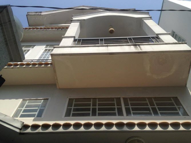 Bán nhà hẻm đường Hoàng Hoa Thám P7, Bình Thạnh, Dt 6x8.5, 1 trệt, 1 lửng, 2 lầu.