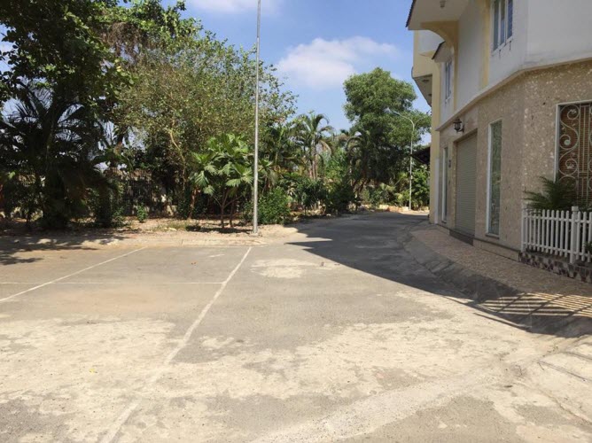 Bán lô đất duy nhất hẻm 6m khu cán bộ thủy lợi, Nguyễn Xí, P13, B. Thạnh, Dt 4x19 giá 2.7 tỷ