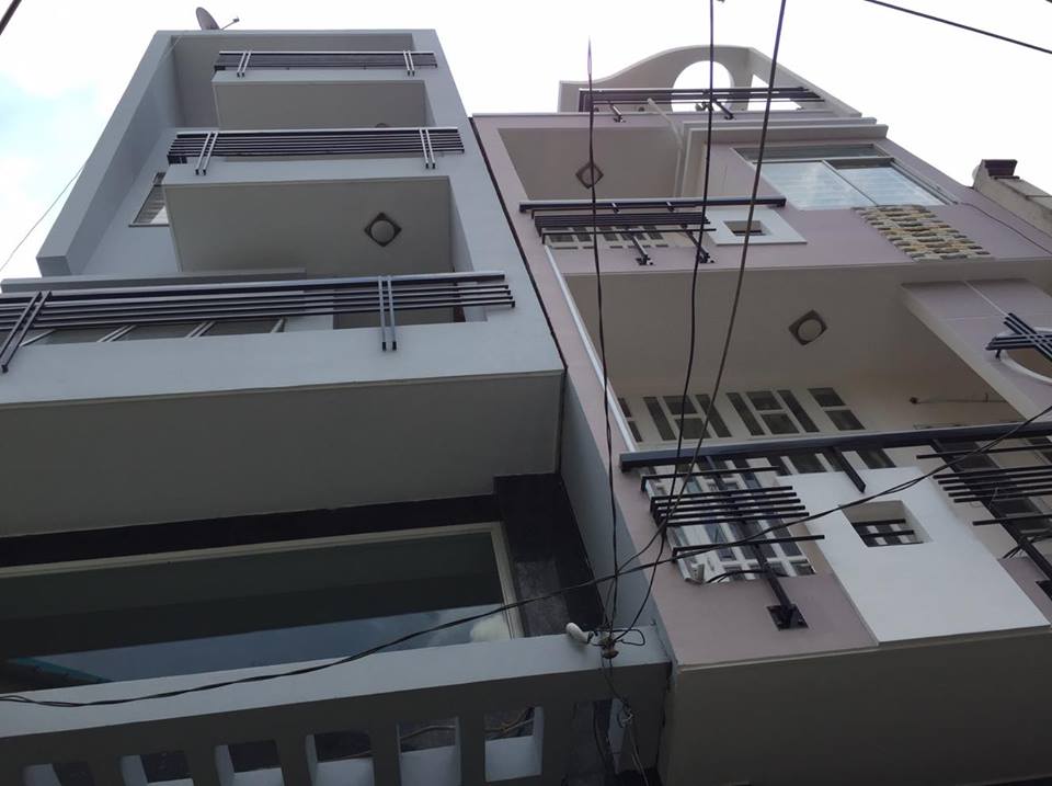 Bán nhà Phan Văn Trị phường 11 quận Bình Thạnh 4.2x14m 4 lầu