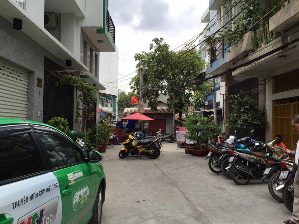 Bán nhà nát Nơ Trang Long phường 7 quận Bình Thạnh 6.4x11m