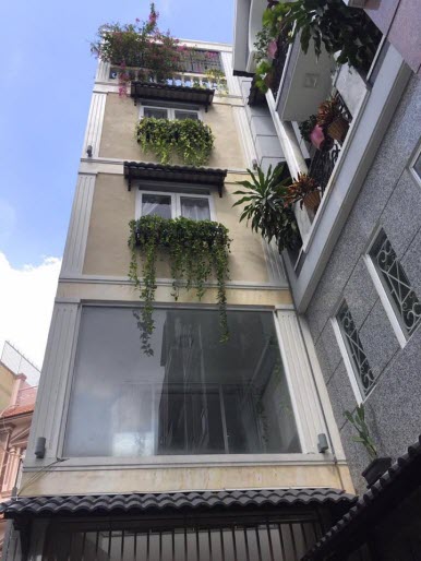 Bán nhà hẻm 5m Trần Bình Trọng, P5, B. Thạnh, Dt 5,5x9, 1 trệt, 1 lửng, 2 lầu, Sthng