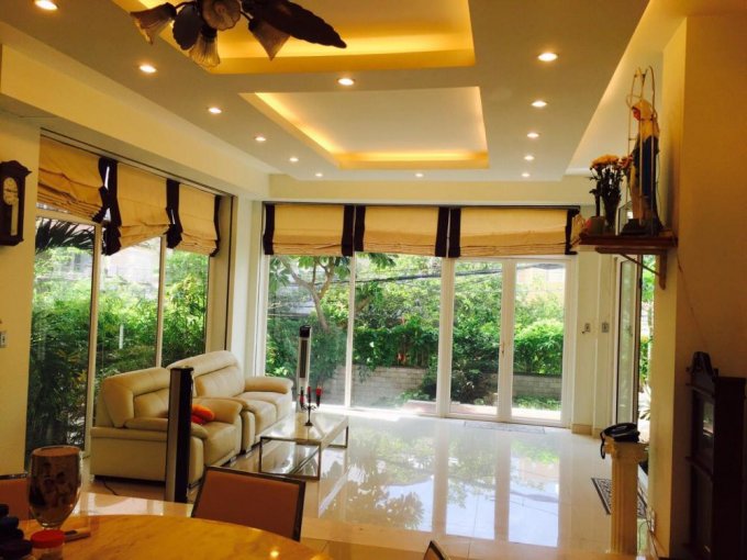 Bán biệt thự Lê Quang Định phường 5 Bình Thạnh 12x20m hướng ĐN