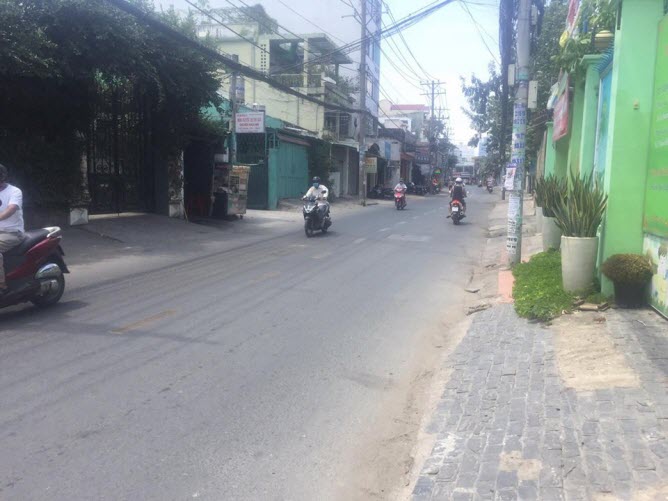 Bán mặt tiền đường Trần Qúy Cáp, P11, Bình Thạnh, Dt 4x18, xây dựng 4x13, 4 lầu