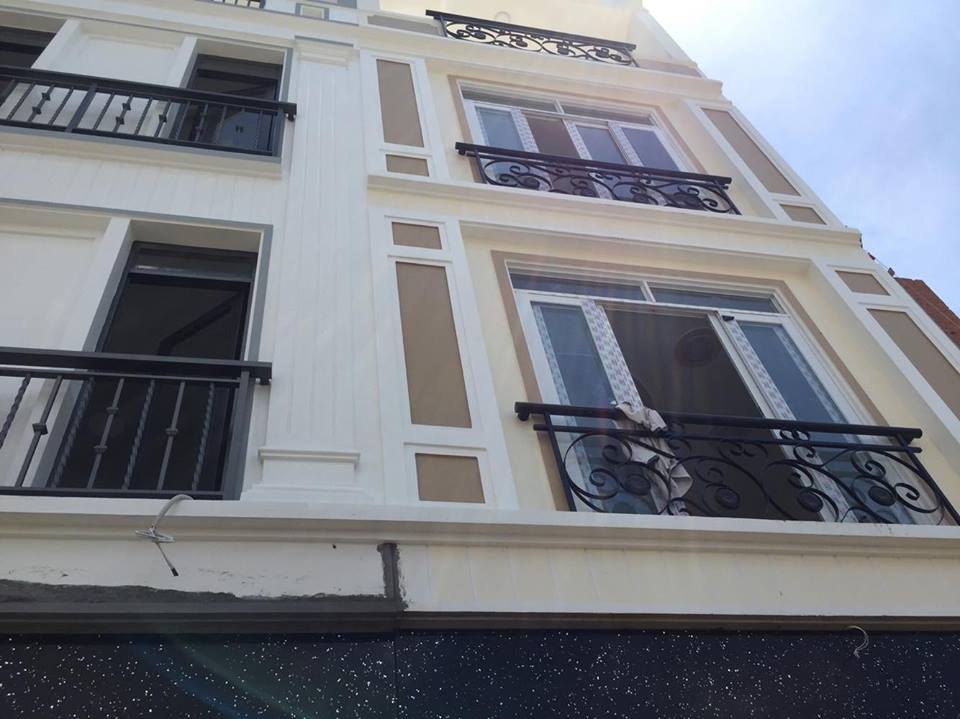 Bán nhà đường Nơ Trang Long P7 Bình Thạnh 4x10.3m 3 lầu 4PN 4.7 tỷ mới xây