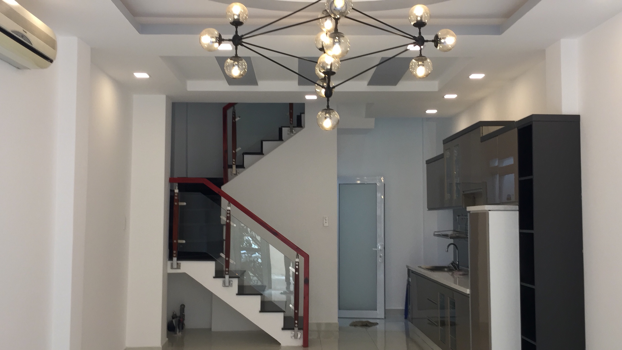 Bán nhà Lê Quang Định P11 Bình Thạnh 4x10m 3.5 lầu 4PN 7 tỷ