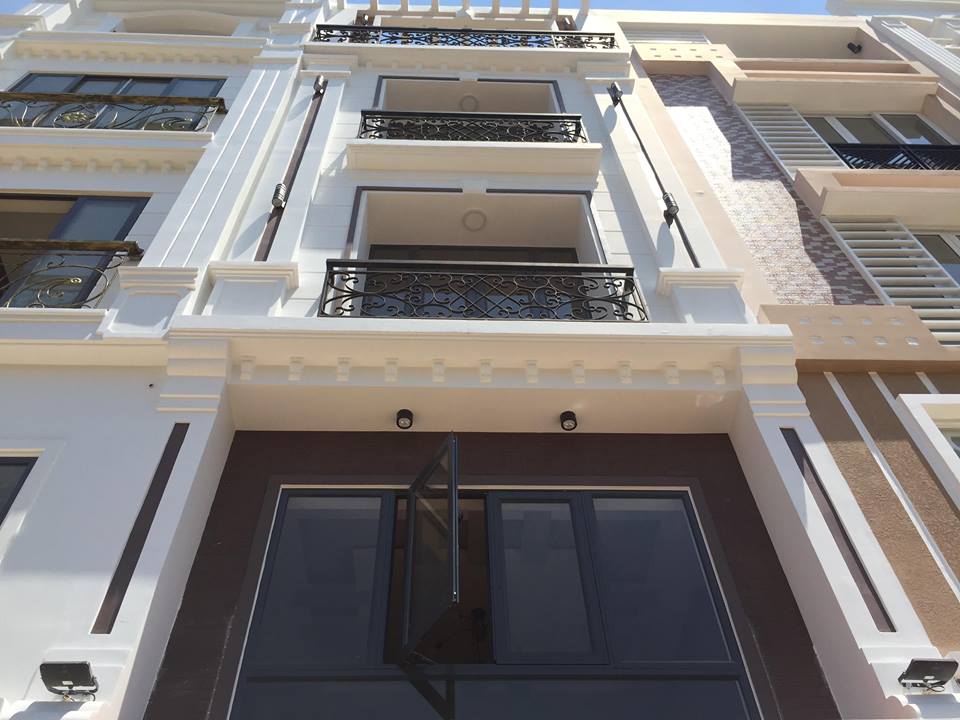 Bán nhà Nơ Trang Long phường 11 Bình Thạnh 4.3x10.5m 3.5 lầu