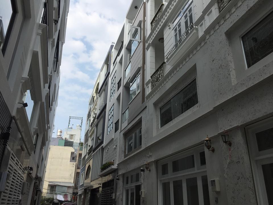 Bán nhà Thích Quảng Đức P4 quận Phú Nhuận 4x13m 3.5 lầu 7.5 tỷ hẻm xe hơi