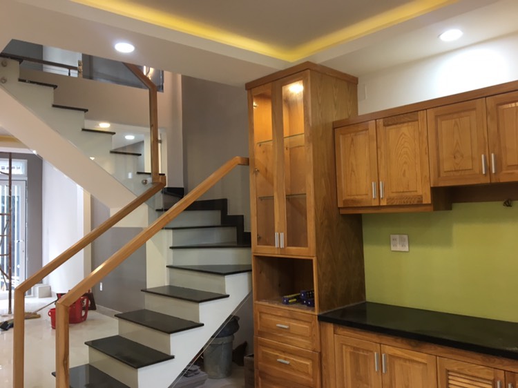 Bán nhà 300 Điện Biên Phủ P21 Bình Thạnh ngay Hàng Xanh 3.7x13m 3.5 lầu