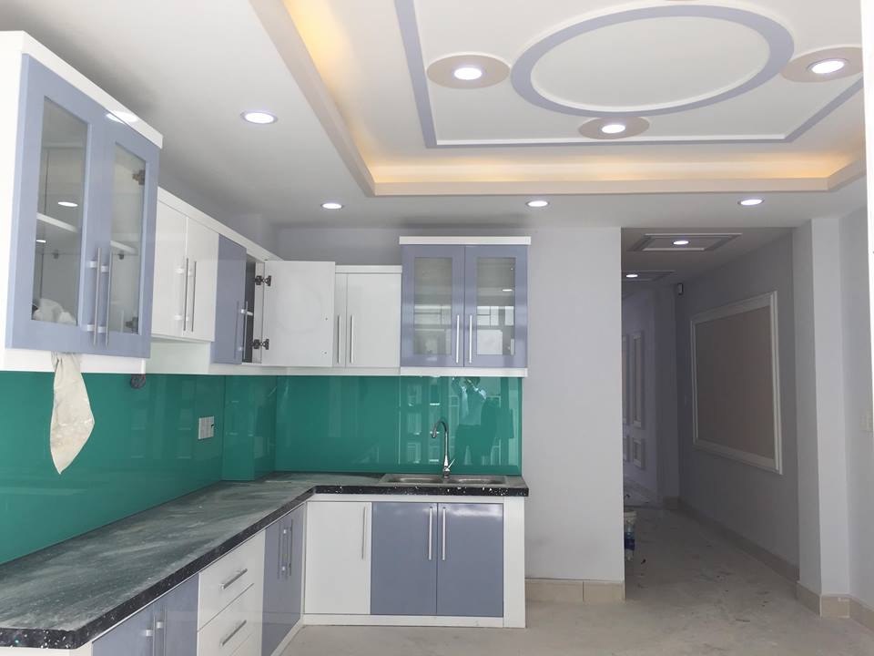 Bán nhà mặt tiền Nguyễn Văn Đậu phường 11 Bình Thạnh 4.2x23m 6 lầu có thang máy