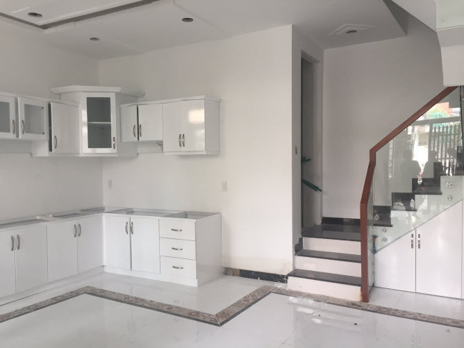 Bán nhà hẻm đường Hoàng Hoa Thám Bình Thạnh Dt 5x8. 1 trệt, 2 lầu, sthg.