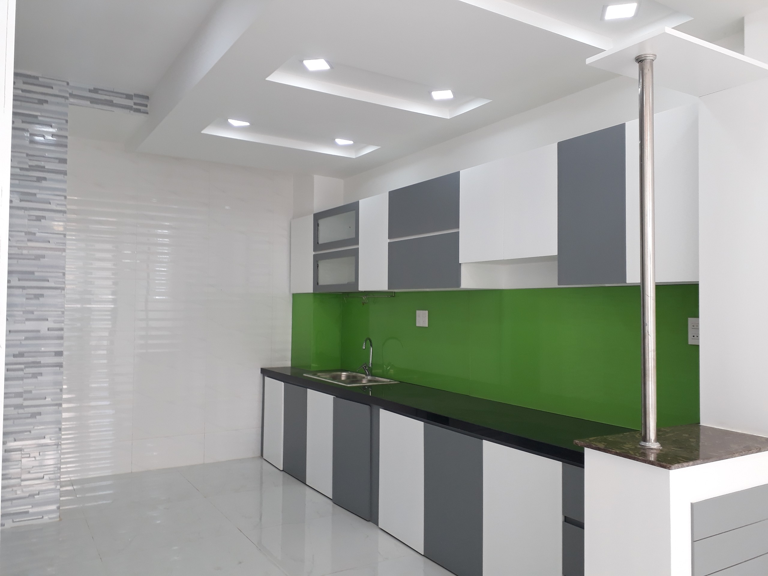 Bán nhà Hoàng Hoa Thám phường 6 Bình Thạnh 4.2x12m