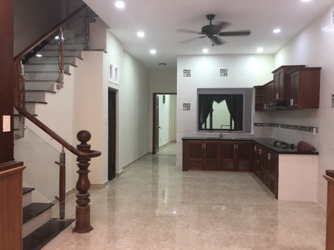 Bán biệt thự hẻm Lý Thường Kiệt, P7, Gò Vấp, Dt 4,9x23, 1 trệt, 2 lầu, sân thượng.