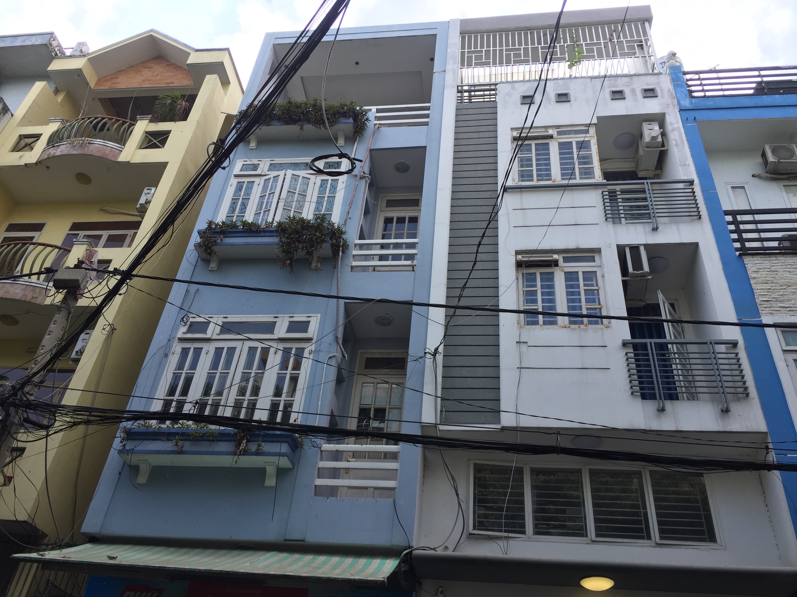 ban nha d2 quan binh thanh