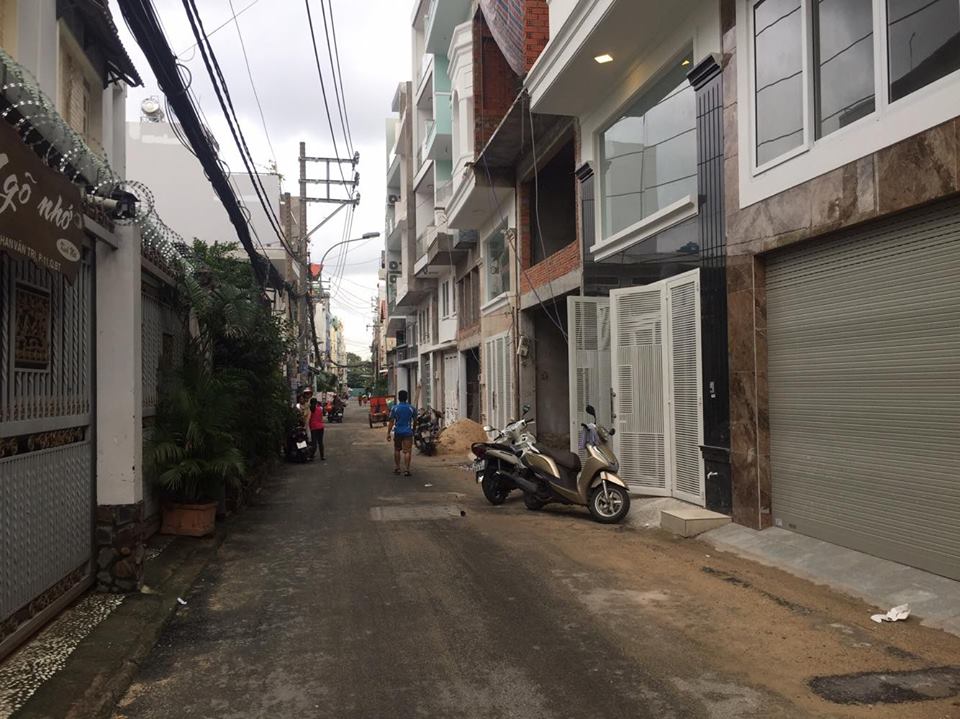 Bán đất hai mặt Nguyễn Thái Sơn P5 Gò Vấp 4.8x16m