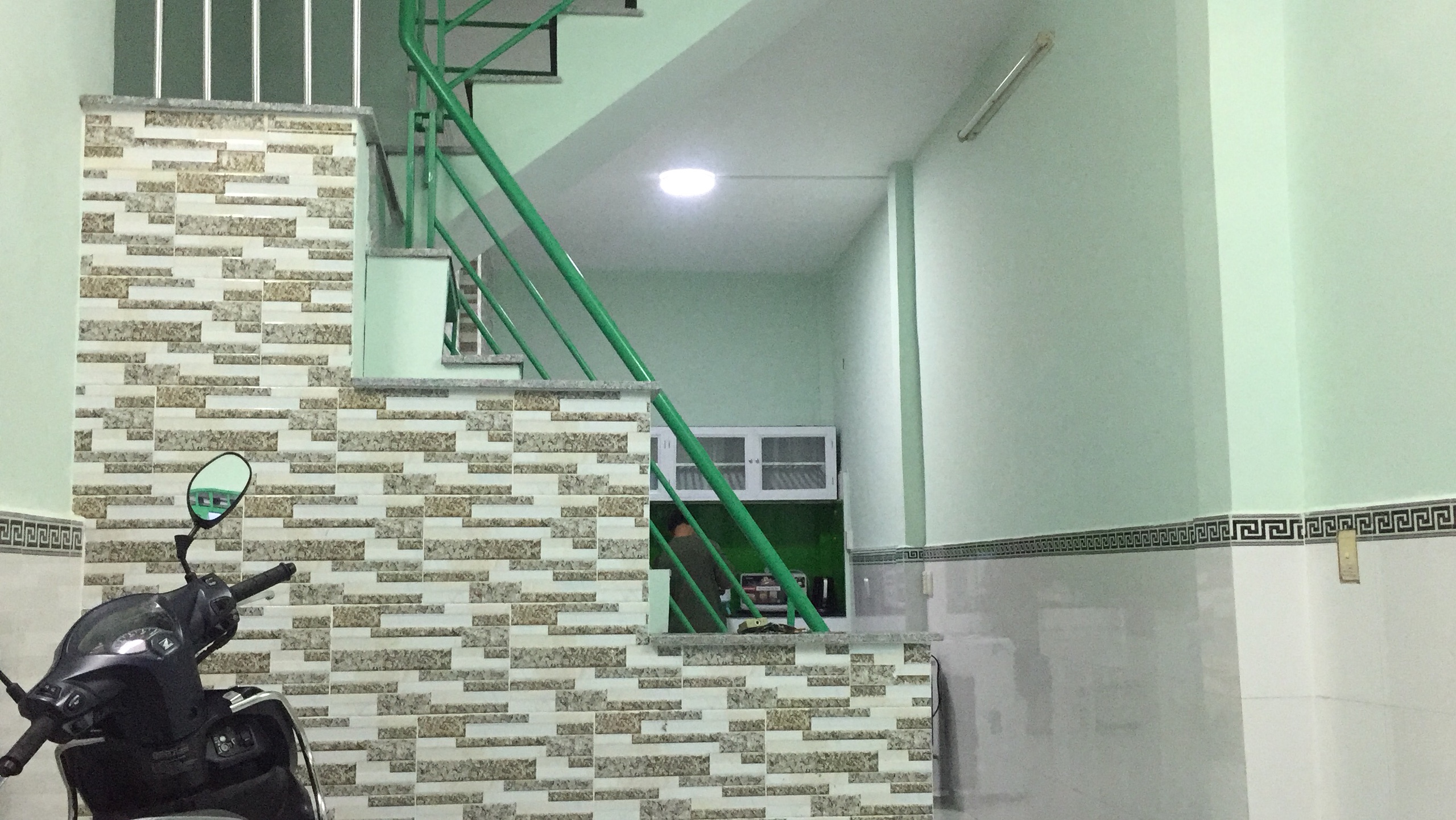 Bán nhà 100 Đinh Tiên Hoàng P.1 Bình Thạnh 3.1x11m 1 lầu 3.5 tỷ hẻm xe hơi