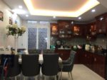 ban nha quan binh thanh duong no trang long