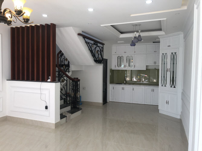 Bán nhà cao cấp  khu VIP KDC Bình Lợi, Bình Thạnh, Dt 4,8x11, 1 trệt, 1 lửng, 3 lầu, sthg.