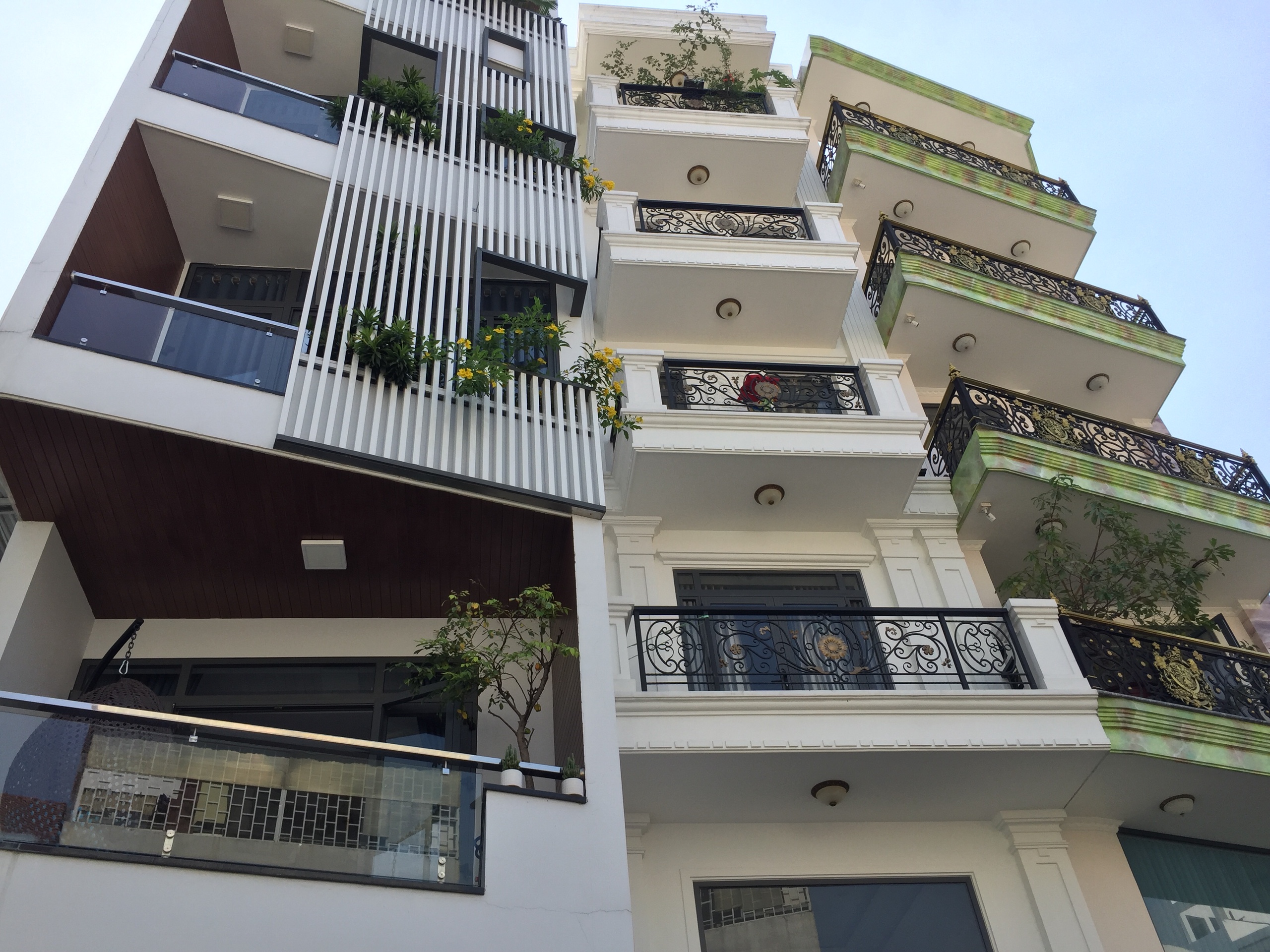 Bán nhà mặt tiền Lê Trực P7 Bình Thạnh 4.5 lầu 13 tỷ mới