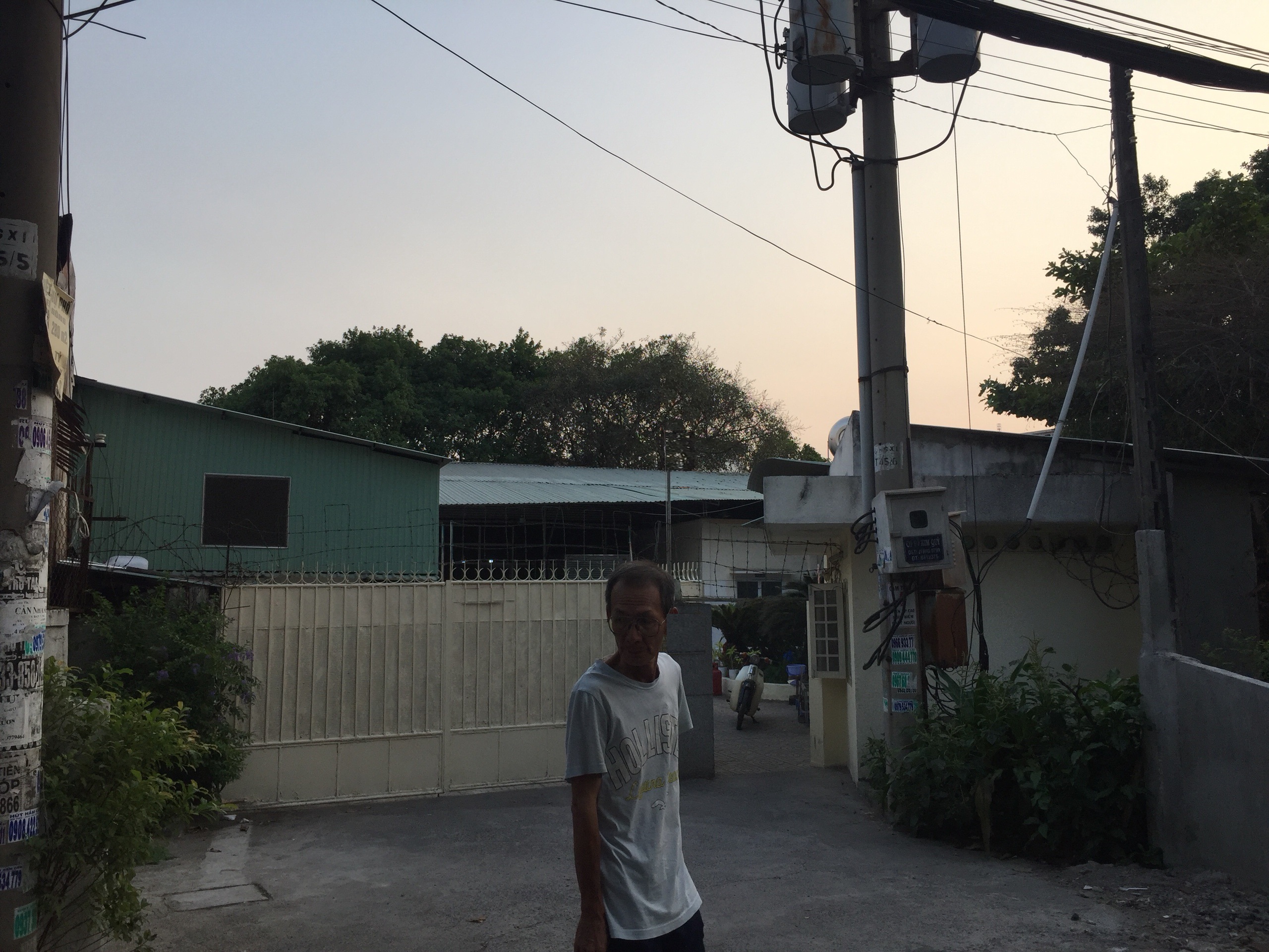 Bán nhà xưởng Nguyễn Xí P13 Bình Thạnh 35x43m 1000m2 hẻm xe tải