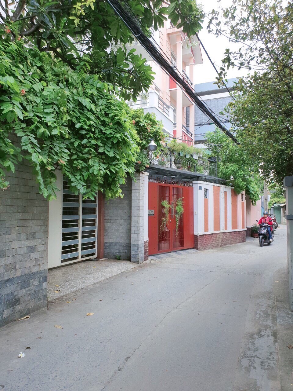 Bán nhà 377 Lê Quang Định P5 Bình Thạnh 2.5 lầu hướng ĐN giá 4.65 tỷ