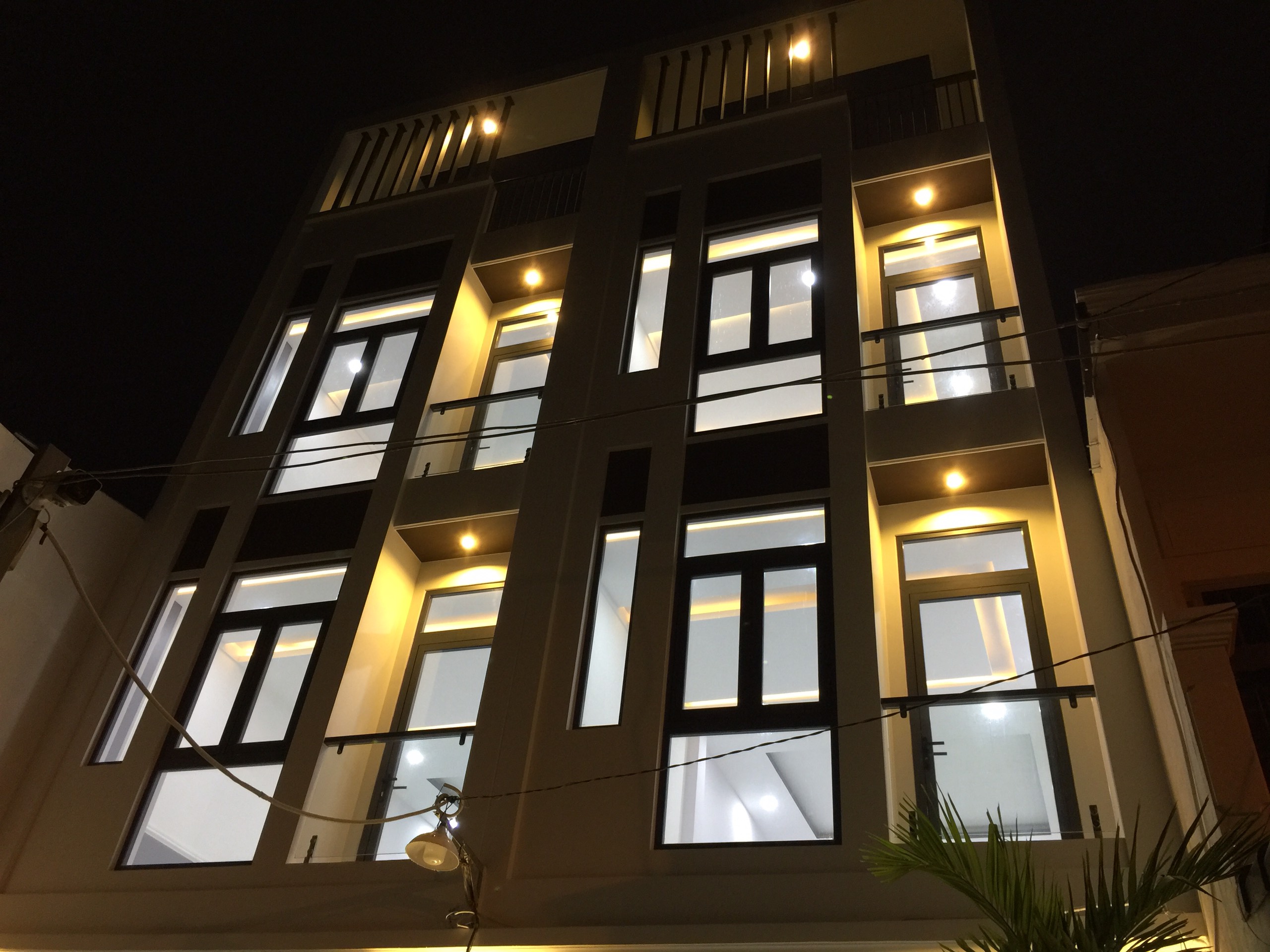 Bán nhà Đinh Tiên Hoàng P1 Bình Thạnh 3.5 lầu mới xây 7.9tỷ