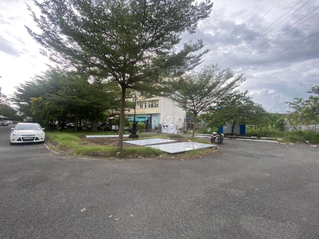 bán đất Phạm Văn Đồng,