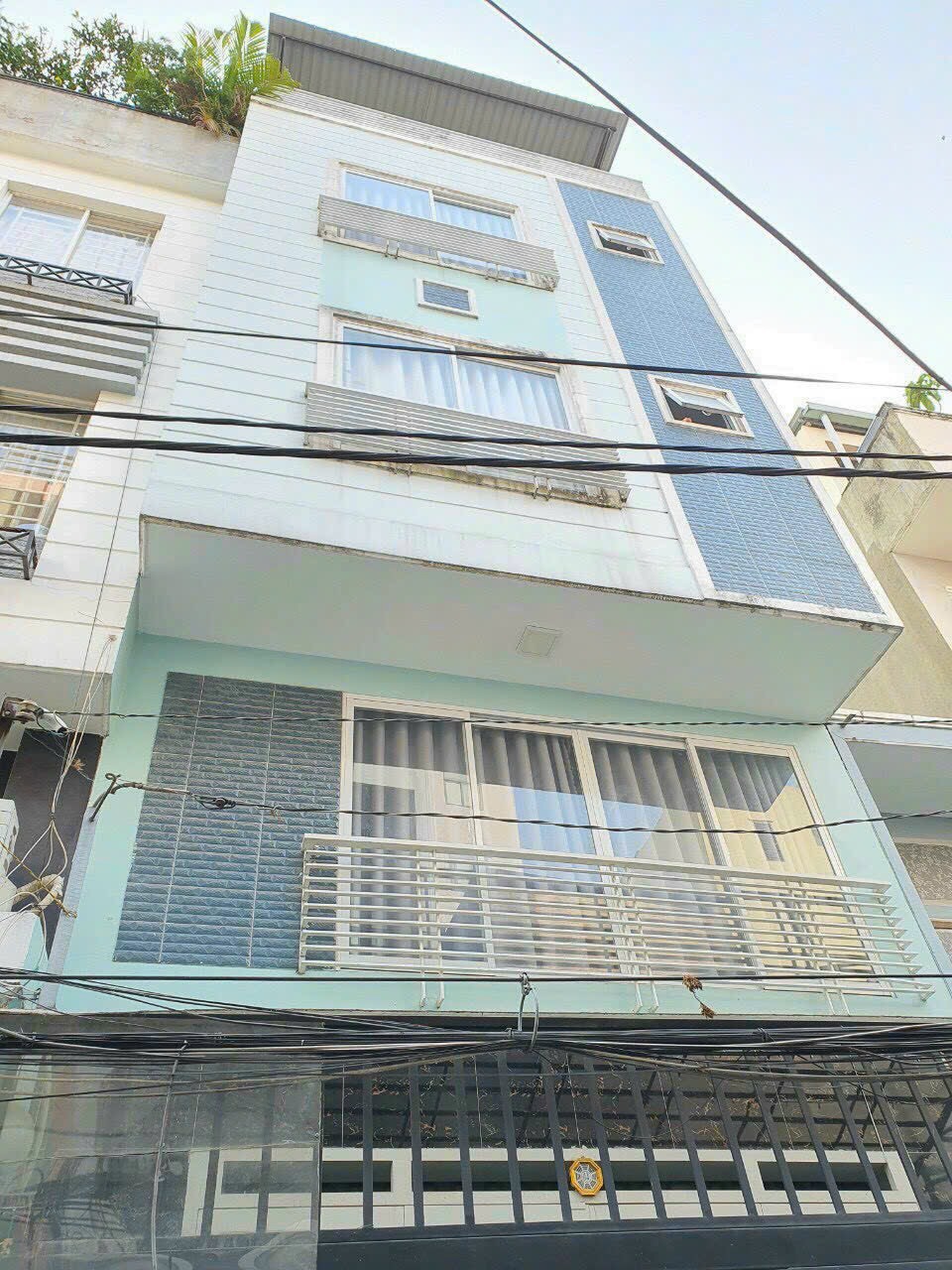 Bán nhà Bình Thạnh hẻm xe hơi