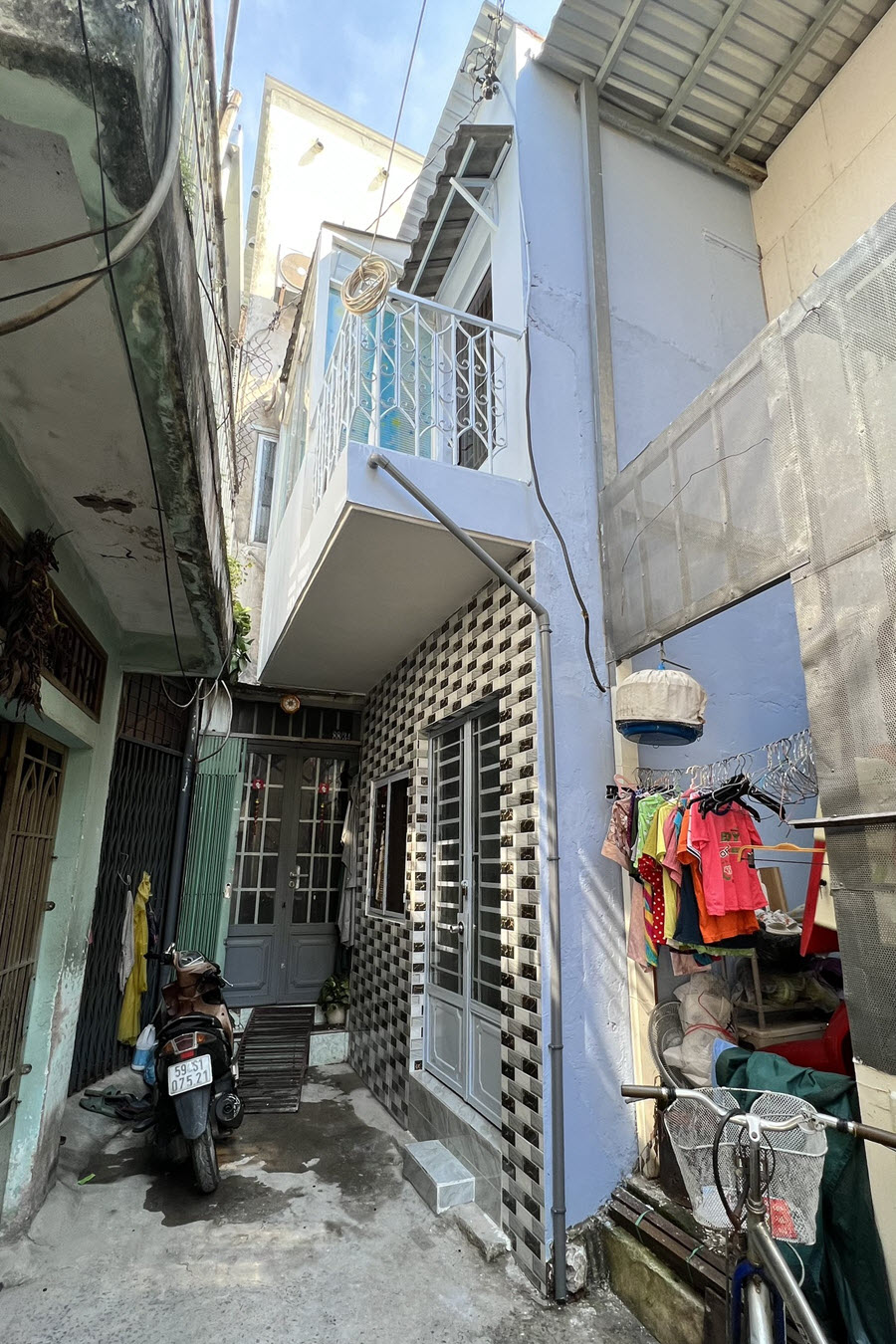 Cho thuê nhà nguyên căn P17, Bình Thạnh gần cầu Điện Biên Phủ, bờ kè Hoàng Sa trệt 1 lầu, nhà mới