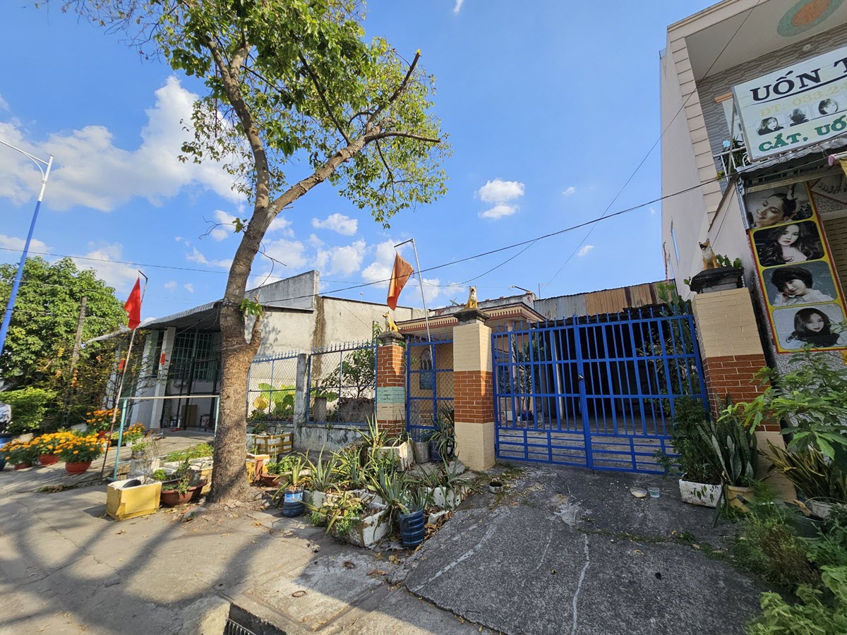 Bán gấp nhà mặt tiền đường N5, Hòa Phú, Thủ Dầu Một, BD 10x30 chỉ 4,82 tỷ