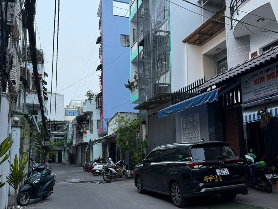 ban nha bui dinh tuy binh thanh