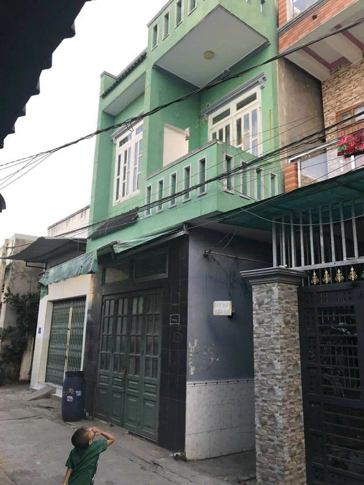 Bán nhà 3 tầng + dãy trọ DT 5X37.4 chỉ 4 tỷ tại Bình Hòa, Thuận An