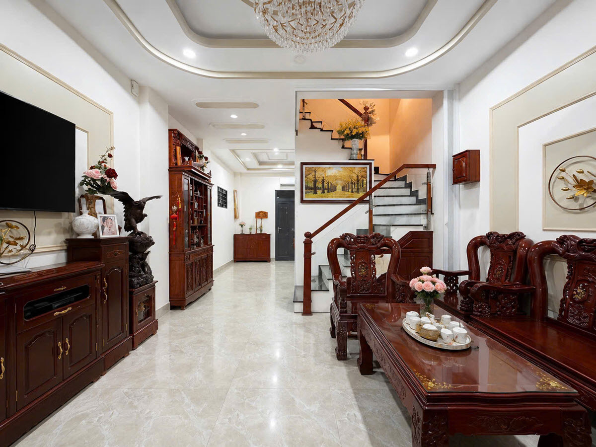 Bán nhà đẹp 3 tầng HXH 101 Nguyễn Văn Đậu, Bình Thạnh