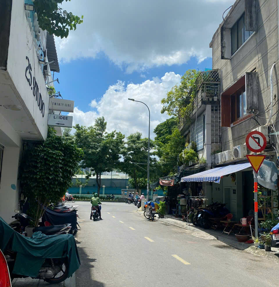 🚨 Bán gấp tòa nhà mặt tiền QUẬN 1 -dòng tiền sẵn 60tr/th - đối diện CV LÊ VĂN TÁM 🚨