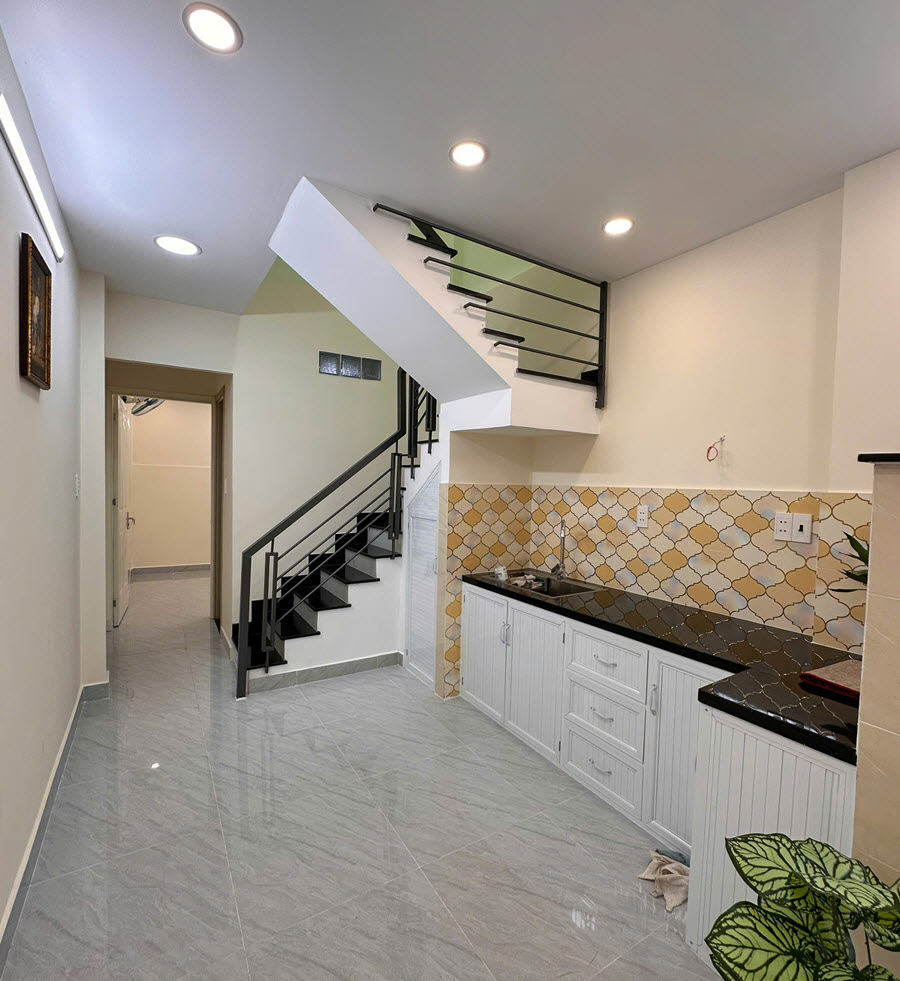 Bán nhà 2 tầng hẻm 23 Phan Đăng Lưu trung tâm Bình Thạnh - Phú Nhuận