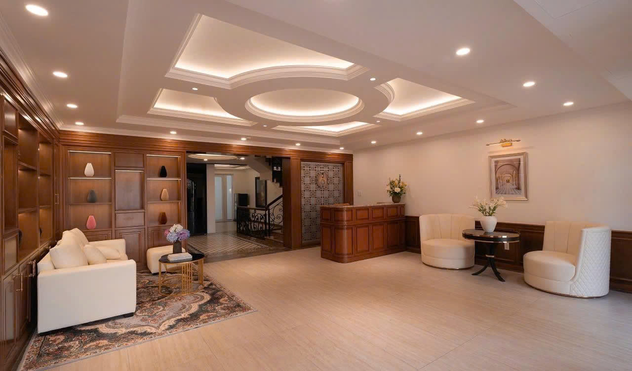 Cho thuê biệt thự Tân Cổ Điển 4 tầng tuyệt đẹp tại Thạnh Mỹ Lợi Q2